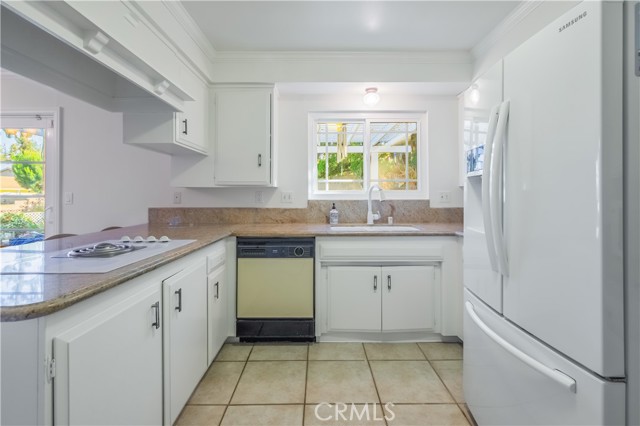 14436 Shadybend Drive, Hacienda Heights CA: https://media.crmls.org/medias/537c709a-df7d-447b-9bb7-d86a960b9d4c.jpg