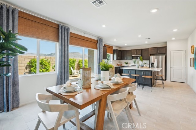 Detail Gallery Image 12 of 36 For 14151 Belica St, Moreno Valley,  CA 92555 - 5 Beds | 3 Baths