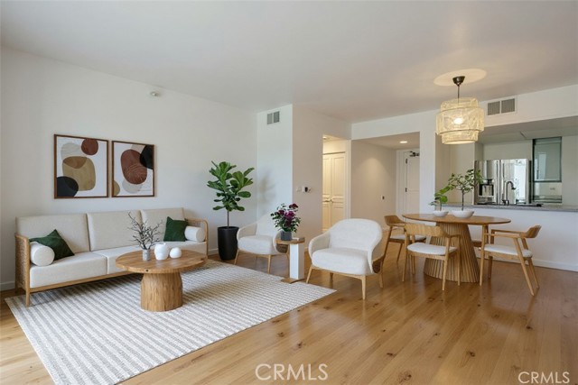 Detail Gallery Image 6 of 70 For 850 E Ocean #613,  Long Beach,  CA 90802 - 1 Beds | 1 Baths