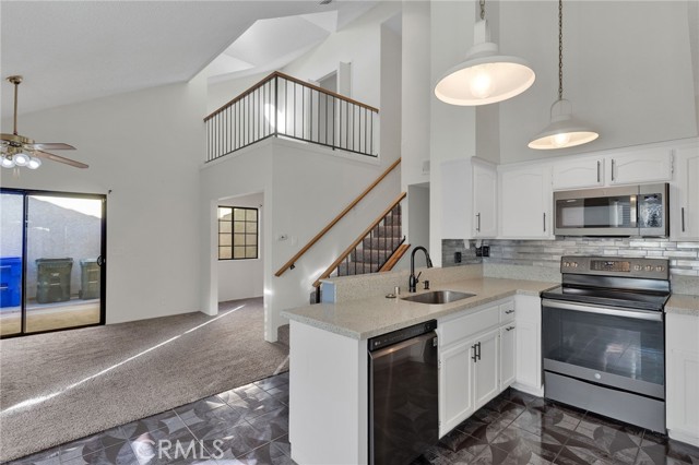 Detail Gallery Image 13 of 50 For 11659 Pepper Ln, Apple Valley,  CA 92308 - 2 Beds | 2 Baths