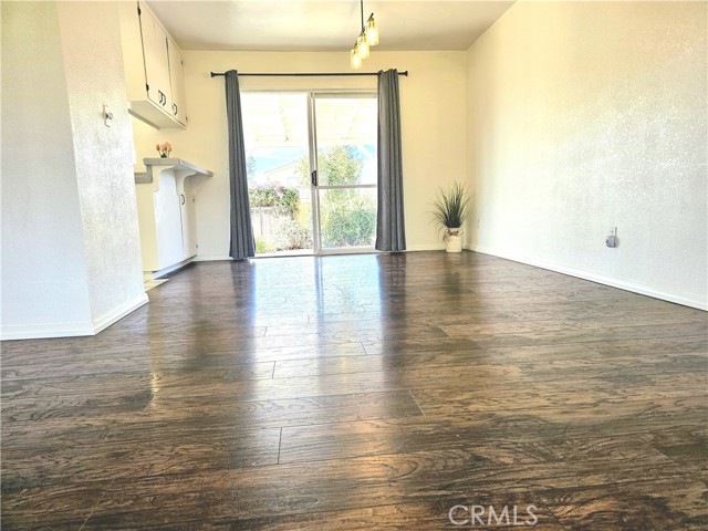 Detail Gallery Image 9 of 18 For 11981 Franklin St, Moreno Valley,  CA 92557 - 3 Beds | 2 Baths