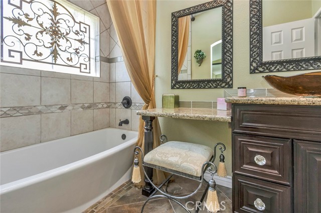 Detail Gallery Image 16 of 30 For 121 Pasto Rico, Rancho Santa Margarita,  CA 92688 - 2 Beds | 2/1 Baths
