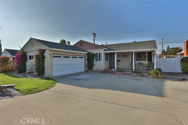 12103 Singleton Dr, La Mirada, CA 90638