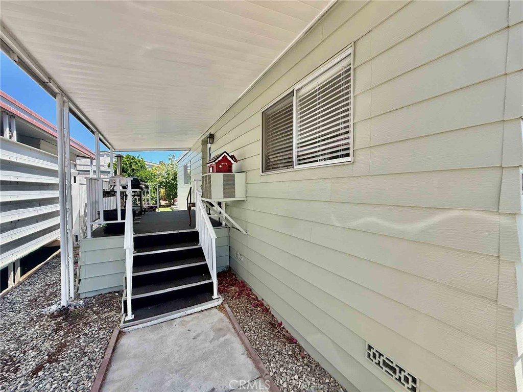 MLS #OC26161840 image #2
