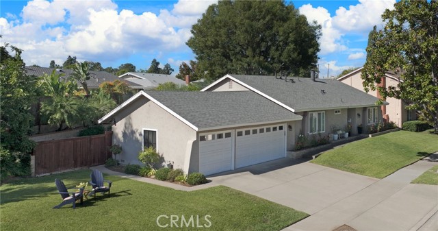 Detail Gallery Image 2 of 27 For 672 S Schug St, Orange,  CA 92869 - 4 Beds | 2/1 Baths