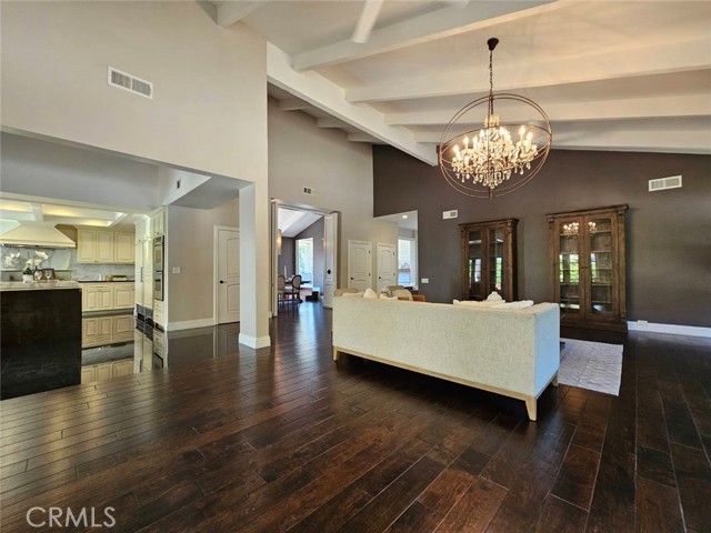 940 N Silent Ranch Drive, Glendora CA: https://media.crmls.org/medias/5380f540-af1a-4dd8-84a1-a91a72d051c0.jpg