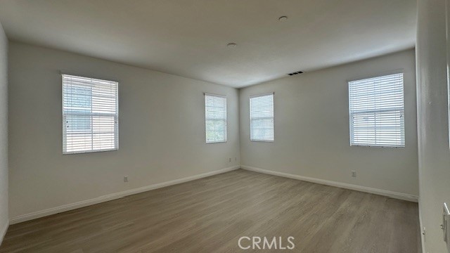 Detail Gallery Image 13 of 15 For 2955 S via Belamaria, Ontario,  CA 91762 - 5 Beds | 3 Baths