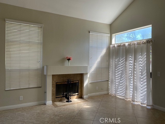 Detail Gallery Image 3 of 35 For 2661 Acorn Glen Pl, Ontario,  CA 91761 - 3 Beds | 2/1 Baths