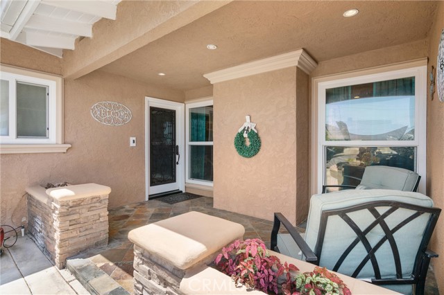 Detail Gallery Image 5 of 35 For 7561 Rhine Dr, Huntington Beach,  CA 92647 - 4 Beds | 2 Baths