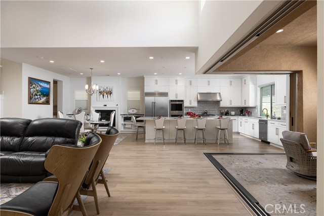 Detail Gallery Image 10 of 46 For 3017 Viejo Ridge North Dr, Lake Forest,  CA 92679 - 5 Beds | 4/1 Baths