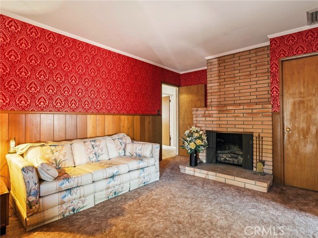 Image 14 of 56 For 236 Providencia Avenue