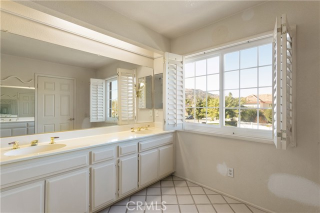 Detail Gallery Image 18 of 25 For 37515 Vineyard Knoll Dr, Murrieta,  CA 92562 - 3 Beds | 2/1 Baths