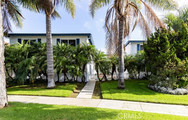 Front Image Thumbnail for CROC25272434