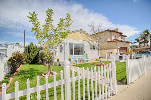 3402 Rindge Lane, Redondo Beach, California 90278, 3 Bedrooms Bedrooms, ,2 BathroomsBathrooms,Residential,Sold,Rindge,SB17059269