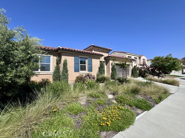 Detail Gallery Image 3 of 55 For 34913 Limecrest Pl, Murrieta,  CA 92563 - 4 Beds | 2/1 Baths
