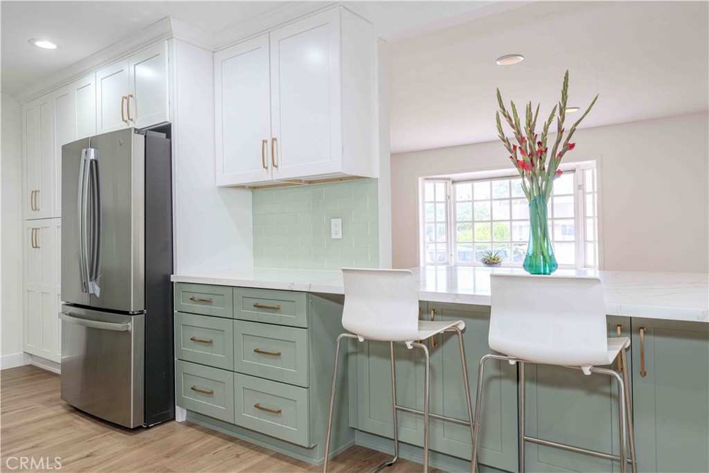 MLS #OC25280398 image #7