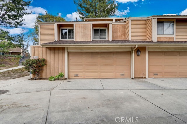 Detail Gallery Image 53 of 62 For 18130 Andrea Cir #1,  Northridge,  CA 91325 - 3 Beds | 2/1 Baths