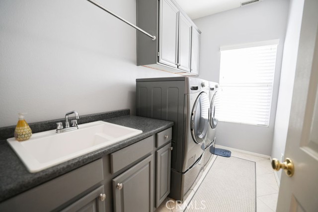 Detail Gallery Image 21 of 31 For 928 Allegre, Corona,  CA 92879 - 4 Beds | 3 Baths