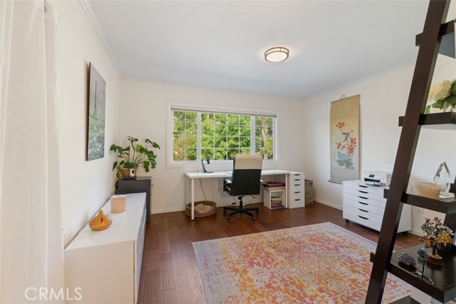 27093 Esward Drive, Calabasas CA: https://media.crmls.org/medias/53857982-a49b-4950-9c2d-bb9eec16a544.jpg