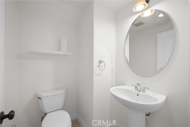 Detail Gallery Image 7 of 42 For 28907 Mirada Circulo, Valencia,  CA 91354 - 3 Beds | 3 Baths