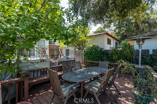10109 Parr Avenue, Sunland CA: https://media.crmls.org/medias/5385af5b-5a37-4eed-8f73-39e20e9ee22b.jpg