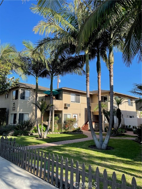 122 23Rd St, Costa Mesa, CA 92627