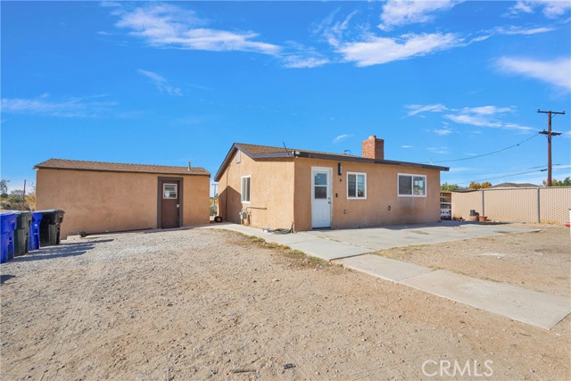 Detail Gallery Image 1 of 20 For 16748 Sunset Dr, Victorville,  CA 92395 - 2 Beds | 1 Baths