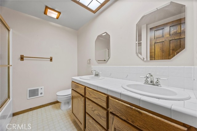 Detail Gallery Image 17 of 54 For 2332 Alpen Ct, –,  CA 93222 - 3 Beds | 4 Baths