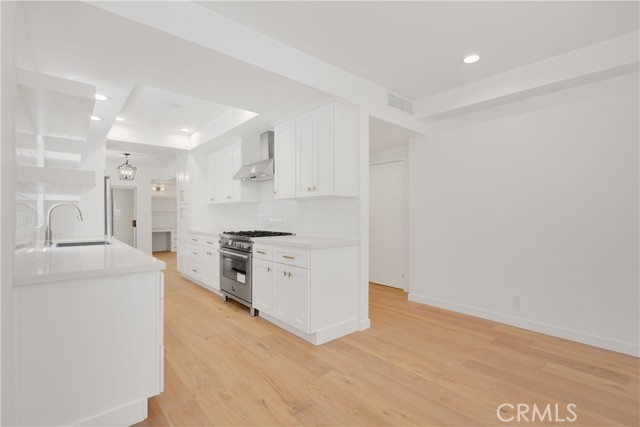 1871 Greenfield Avenue, Los Angeles CA: https://media.crmls.org/medias/5389c306-7989-4828-9bd7-232d35b62ca4.jpg