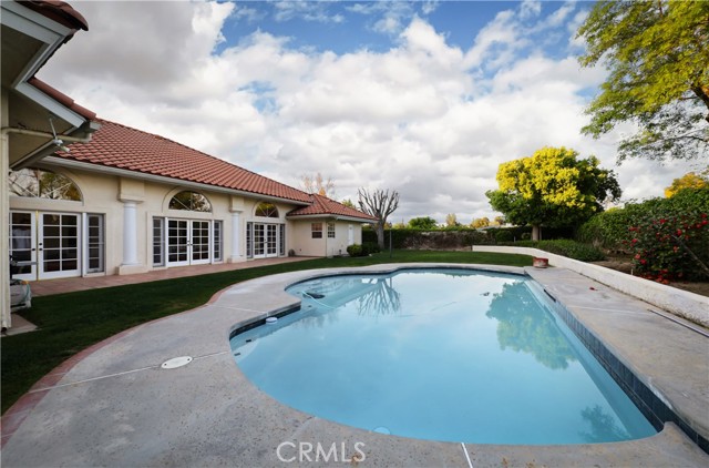 Detail Gallery Image 42 of 54 For 7301 Calle Sagrada, Bakersfield,  CA 93309 - 5 Beds | 4 Baths