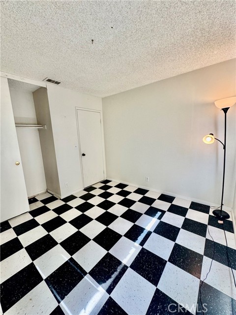 1382 Via Santiago, Corona CA: https://media.crmls.org/medias/538a9e25-359f-4e0d-8aa1-76f68602ae3a.jpg