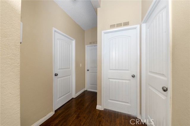 10412 Comstock Road, Corona CA: https://media.crmls.org/medias/538b4302-5640-41f1-8701-3ffa04946467.jpg