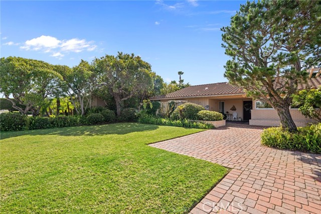 Detail Gallery Image 3 of 68 For 4601 Hampden Rd, Corona Del Mar,  CA 92625 - 3 Beds | 2 Baths