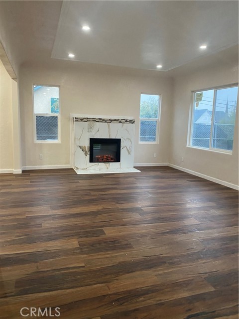 Detail Gallery Image 2 of 14 For 2728 Kentucky, Bakersfield,  CA 93306 - 2 Beds | 1 Baths