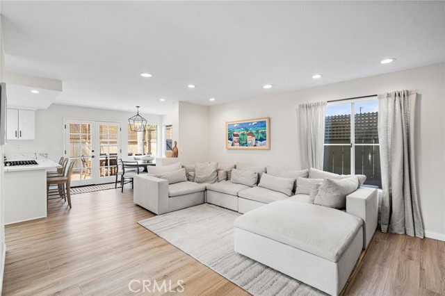 2017 Curtis Avenue, Redondo Beach CA: https://media.crmls.org/medias/538d7edb-deba-4c1f-bbd9-b4e47ffff079.jpg