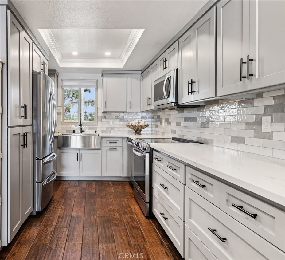 MLS #OC25192516 image #22