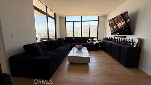 Detail Gallery Image 27 of 68 For 345 Pioneer Dr Ph5,  Glendale,  CA 91203 - 2 Beds | 2 Baths