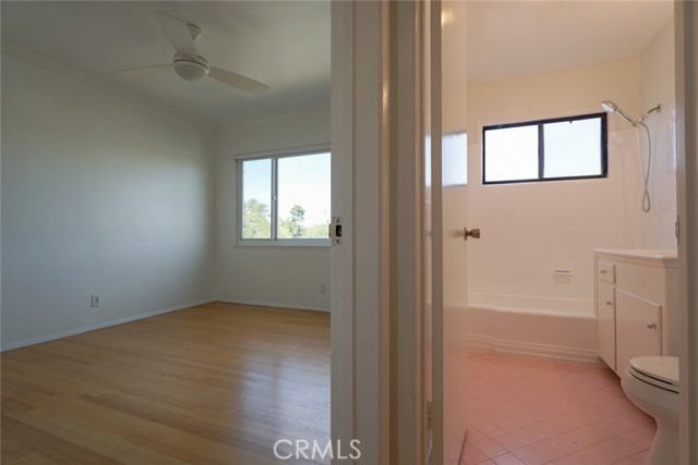 Detail Gallery Image 19 of 26 For 2105 E Ocean #19,  Long Beach,  CA 90803 - 1 Beds | 1 Baths