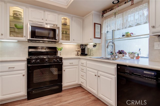 8646 Butte Circle, Huntington Beach CA: https://media.crmls.org/medias/5392f2e3-d0fd-4977-863e-6f8942de5925.jpg