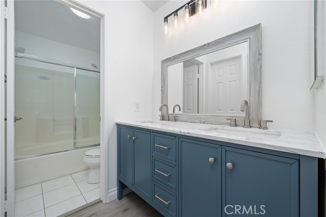 51 Waxwing Lane, Aliso Viejo CA: https://media.crmls.org/medias/5393caad-be90-4e92-86ee-241ee80417dd.jpg
