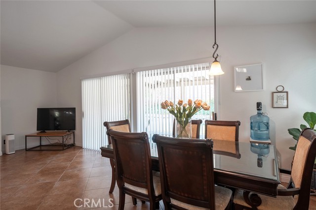 Image 18 of 26 For 32730 Royal Oak Lane
