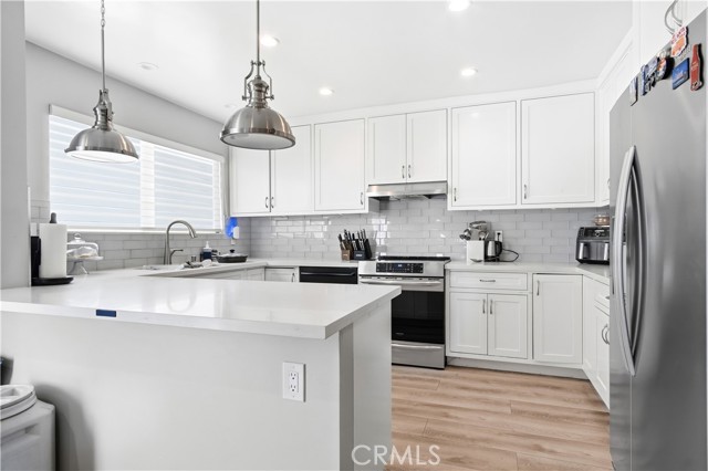 Detail Gallery Image 2 of 12 For 1732 246th St, Lomita,  CA 90717 - 3 Beds | 2 Baths