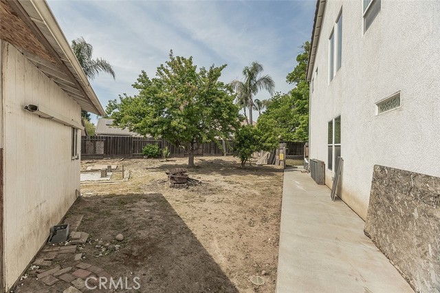 Detail Gallery Image 65 of 75 For 1377 Fenmore, Sanger,  CA 93657 - 4 Beds | 3 Baths