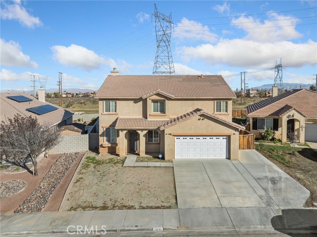 Detail Gallery Image 2 of 42 For 12685 Biscayne, Victorville,  CA 92392 - 5 Beds | 3/1 Baths