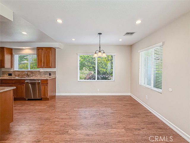 Detail Gallery Image 9 of 24 For 51 Quinta Vista, Thousand Oaks,  CA 91362 - 3 Beds | 2 Baths