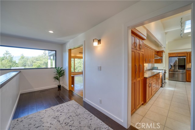 131 Serrano Heights, San Luis Obispo CA: https://media.crmls.org/medias/5396b2f4-69ad-438d-952d-2332eea20140.jpg