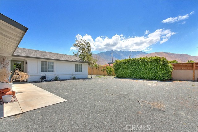 Detail Gallery Image 3 of 29 For 461 W Palm Vista Dr, Palm Springs,  CA 92262 - 4 Beds | 2 Baths
