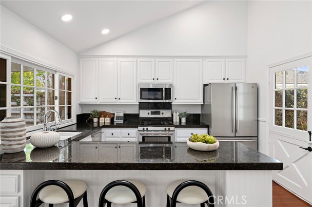 Detail Gallery Image 21 of 37 For 1866 Port Carlow Pl, Newport Beach,  CA 92660 - 4 Beds | 2 Baths