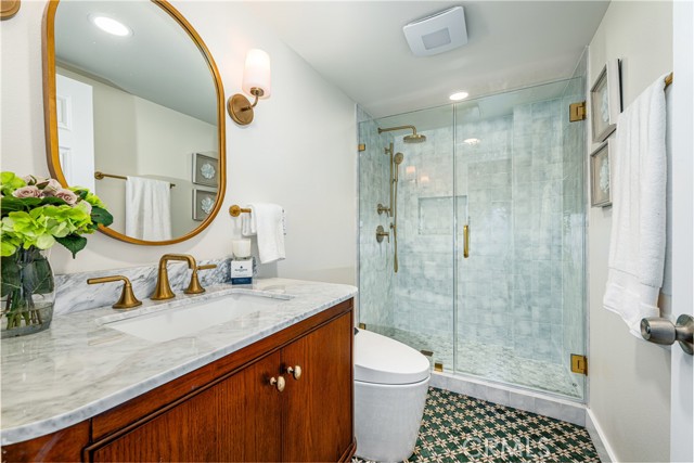 Main floor bathroom on 1st level