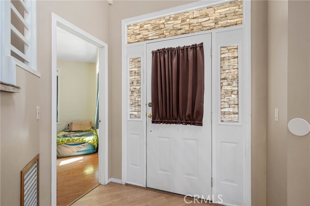 Detail Gallery Image 12 of 56 For 2920 Meadow Creek Rd, Clearlake Oaks,  CA 95423 - 3 Beds | 2/1 Baths